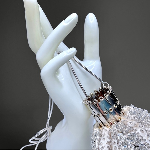 🌺 Vintage Sequined Hinged Evening Bag/Purse - Picture 7 of 13